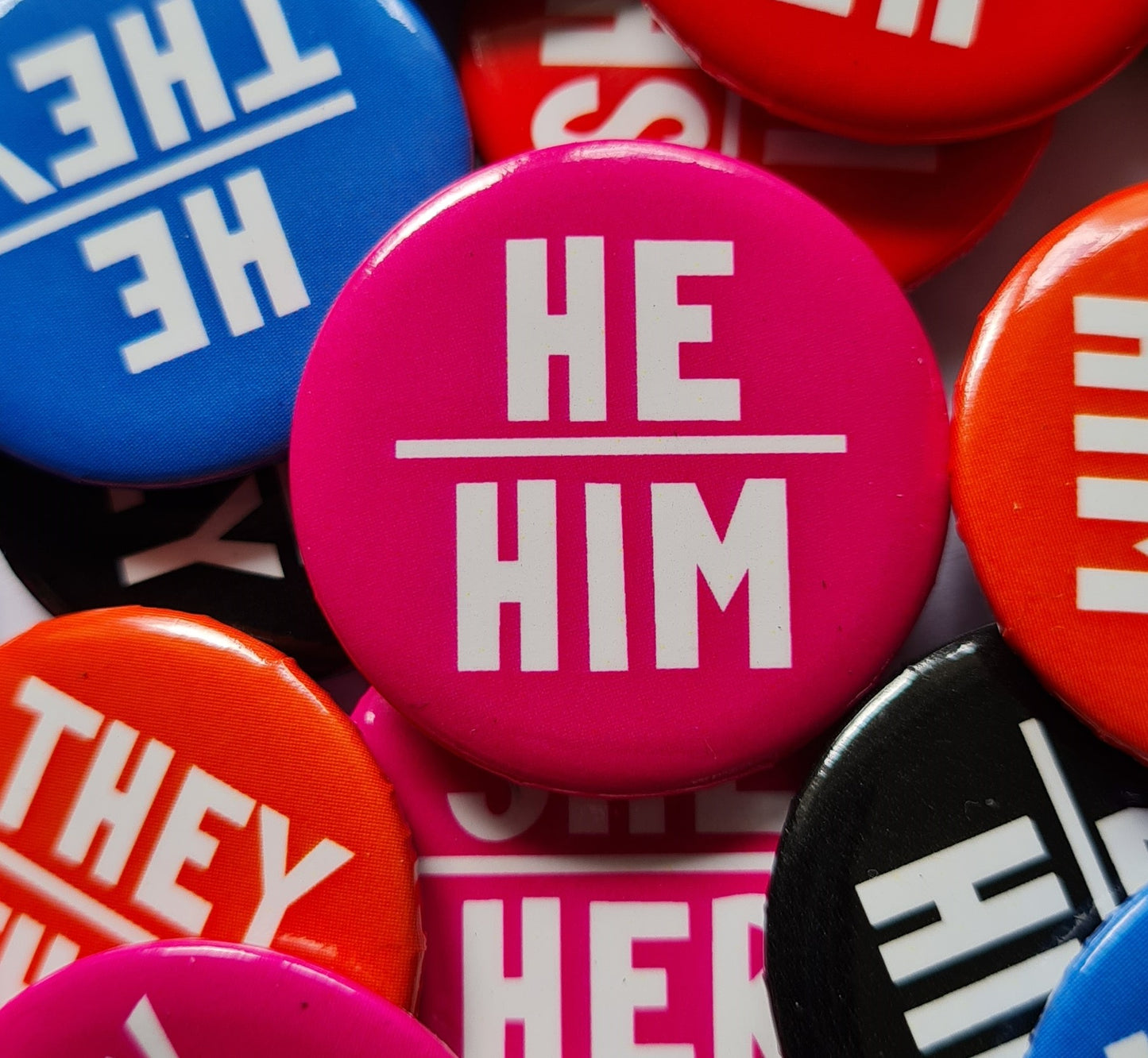25mm - Bright Colour Pins